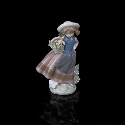 Lladro Girl with Basket of Flowers Porcelain Figurine