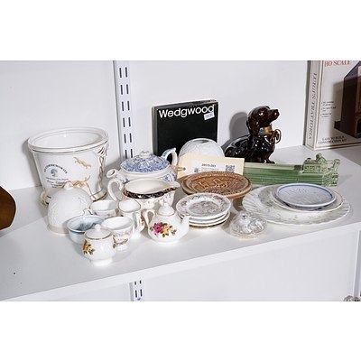 Selection of Vintage Porcelain Wares including Wade, Wedgwood and James Sadler Teapot