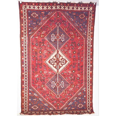 Vintage Persian Shiraz Hand Knotted Wool Pile Rug