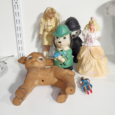 Group of Vintage Collectable Toys