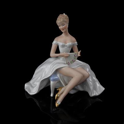 Wallendorf Seated Lady Porcelain Figurine