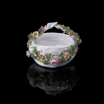 Antique Meissen Porcelain Basket with Putti and a Small Floral Basket (2)