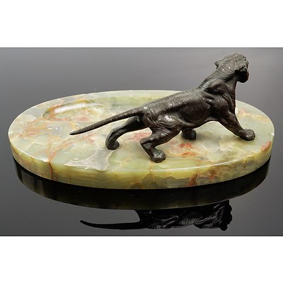Art Deco Franch Bronze Tiger on Onyx Base Desk Tidy, Circa 1930s