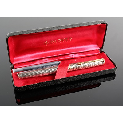 Vintage Parker Sterling Silver Fountain Pen with 18 K Nib