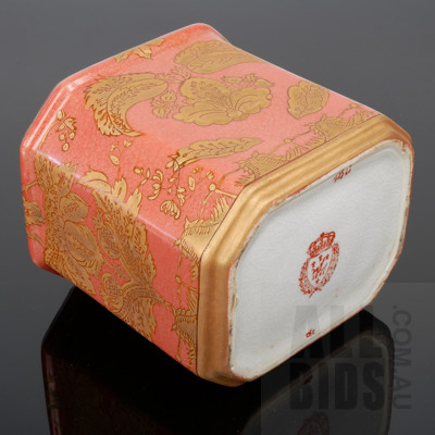 Antique Chinese Wong Lee Hand Painted Tea Caddy With Red and Gilt Ground