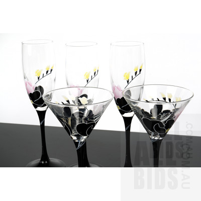 Retro French Luminarc Black Stemmed Floral Print Glasses - Includes Three Champagne Flutes and Two Martini