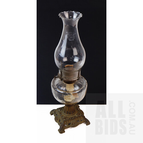 Victorian Oil Lamp with Cast Iron Base and Clear Glass Font, Late 19th Century