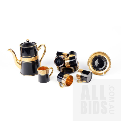 English Gibson and Sons 'Sevres' Pattern Mirror Black and Gilt Decorated Terracotta Coffee Set for Six, Early 20th Century