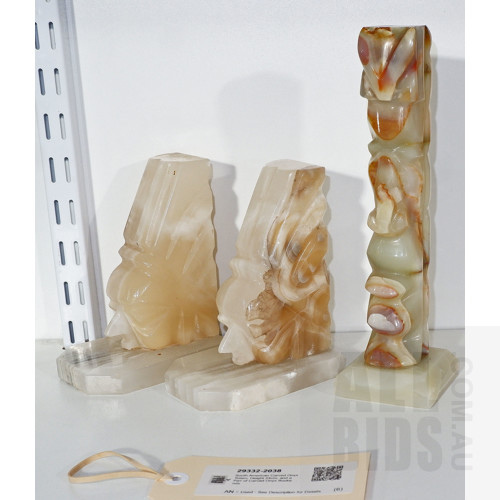 South American Carved Onyx Totem, Height 24cm, and a Pair of Carved Onyx Bookends