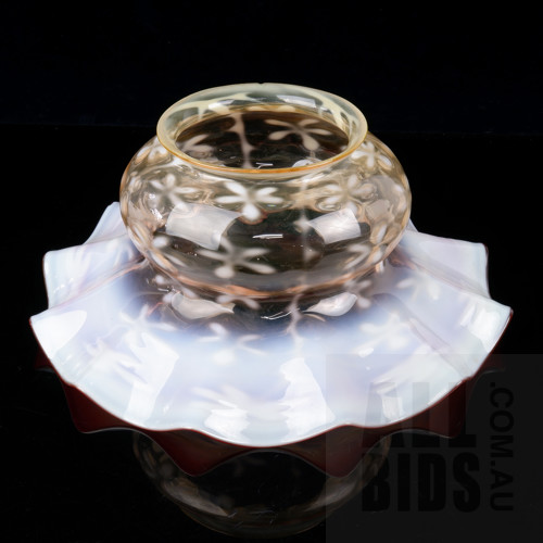 Good Victorian Ruby Tipped and Vaseline Decorated Uranium Glass Gas Light Shade, Late 19th Century, Diameter 29cm