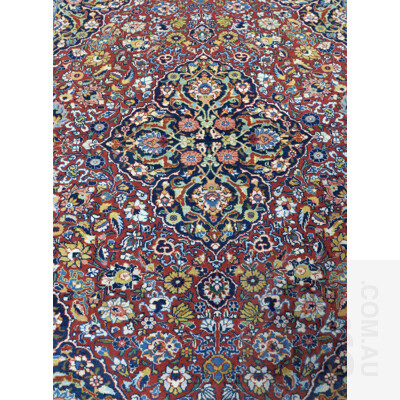 Fine Vintage Kashan Hand Knotted Wool Pile Rug with Classic Royal Blue Central Medallion