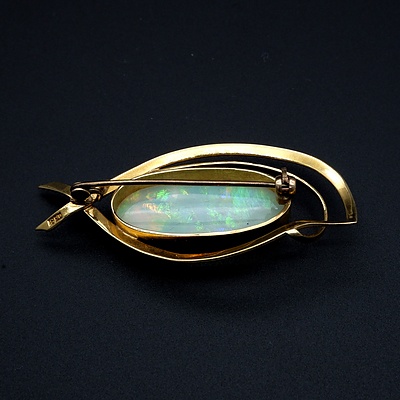 18ct Yellow Gold Brooch With 10.00ct Solid Opal Cabochon