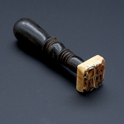 Mid Victorian Ivory Seal with Horn Handle