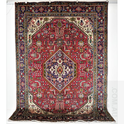 Large Persian Heriz Hand Knotted Wool Pile Carpet