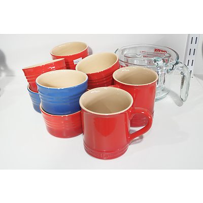Eight Chasseur Ramekins, Two Chasseur Mugs and Two Pyrex Jugs