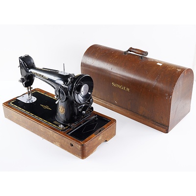 Vintage Singer Electric Sewing Machine with Timber Case