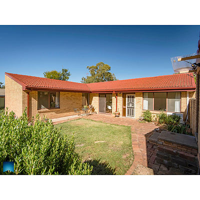 52 Ashkanasy Crescent, Evatt ACT 2617