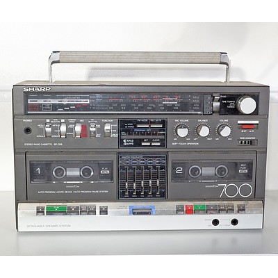 Vintage Sharp GF-700 Potable Radio Cassette