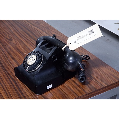 Art deco Black Bakelite PMG S1/401 Dial Telephone