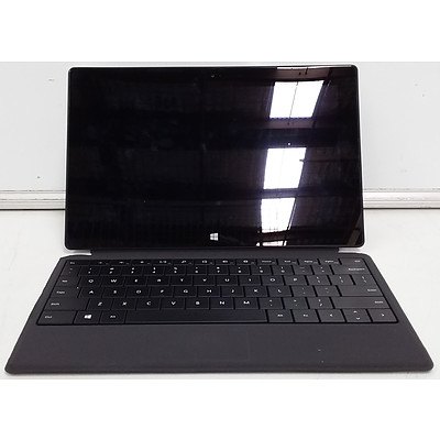 Microsoft Surface (1601) Pro 2 10-Inch 128GB Core i5 (4200U) 1.60GHz 2-in-1 Detachable Laptop