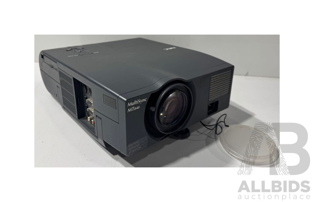 NEC Multisync MT840 Projector in Carry Soft Case