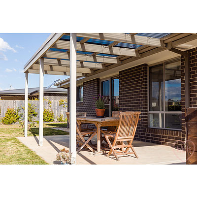 86 Edgeworth Parade, Coombs ACT 2611
