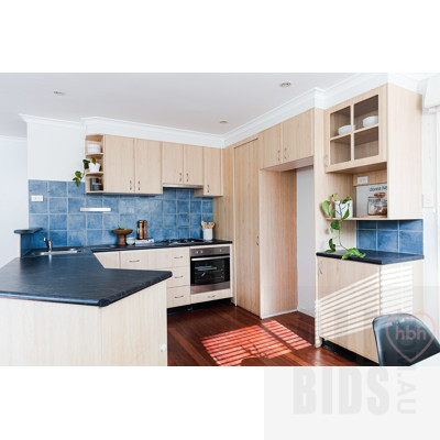 30 Blackman Crescent, Macquarie ACT 2614