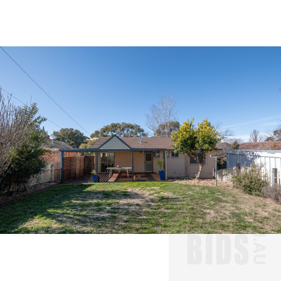 30 Blackman Crescent, Macquarie ACT 2614