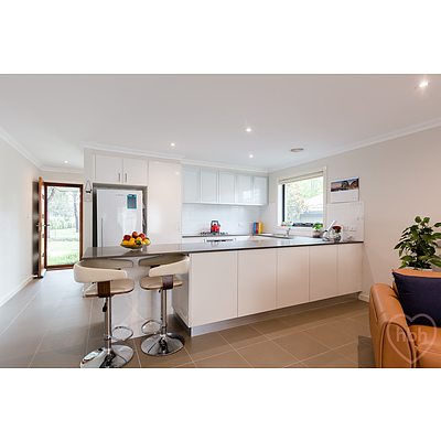2/38 Kinleyside Crescent, Weetangera ACT 2614