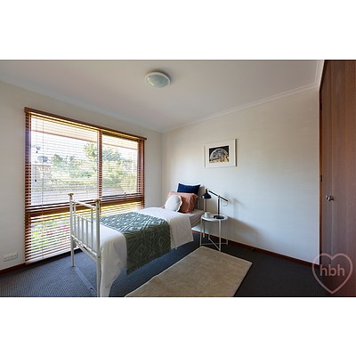 9 Mowle Place, Weetangera ACT 2614