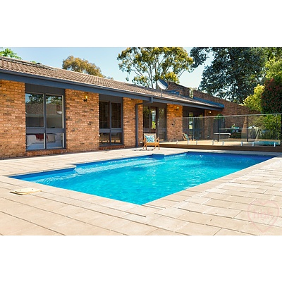 9 Mowle Place, Weetangera ACT 2614