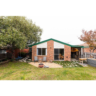 8 Redcliffe Street, Palmerston ACT 2913