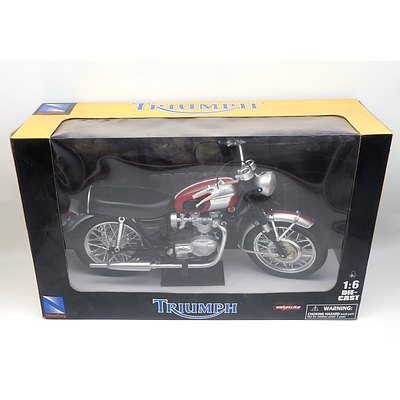 NewRay - Triumph Bonneville 1:6 Die-Cast Scale Model Motorcycle