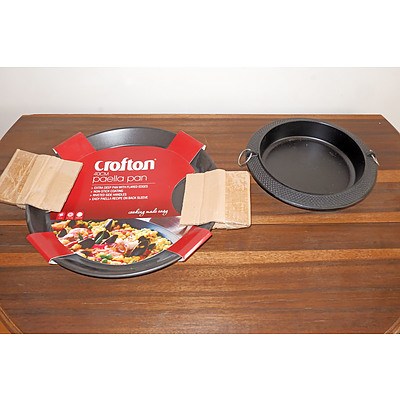 An Unused Crofton Paella Pan Together With an Unused Japanese Cast Iron Cooking Pan (2)