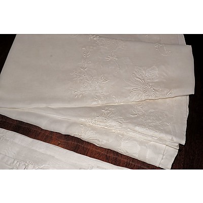 Collection of Vintage Lace Edged Linen