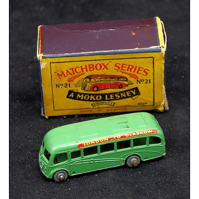Vintage Moko Lesney Matchbox Series No 21 - Bedford Coach