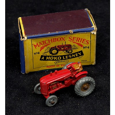 Vintage Moko Lesney Matchbox Series No 4 - Green Tractor