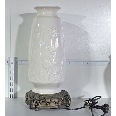 Decorative Porcelain Lamp on Resin Base