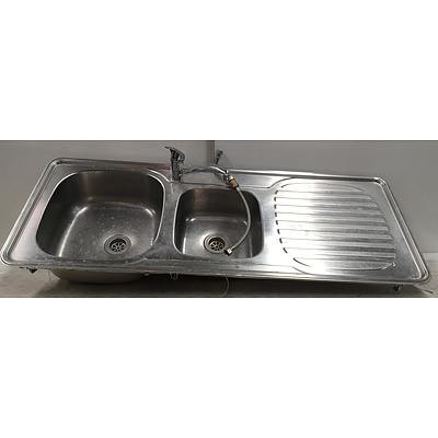 2 Bowl Stainless Steel Kitchen Sink With Single Mixer Tap