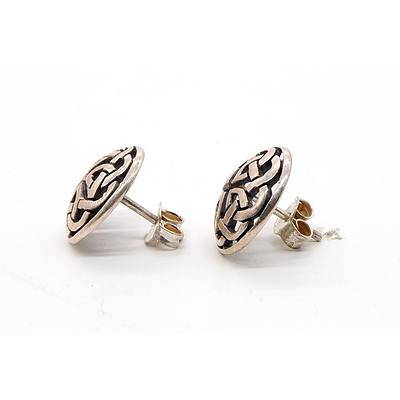 Pair of Sterling Silver Celtic Earrings, 2g