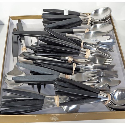 Large Retro Cutlery Set