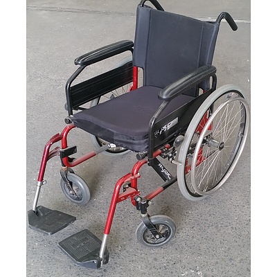 Glide Series 2 Folding Wheel Chair
