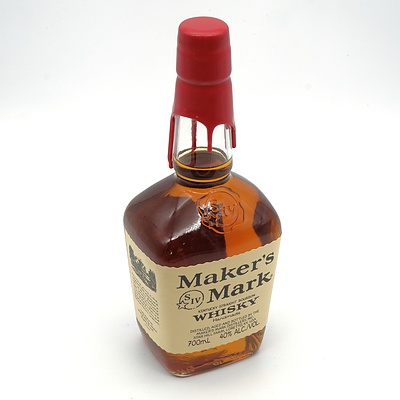 Maker's Mark Handmade Kentucky Straight Bourbon Whiskey 700ml with Wax Sealed Top