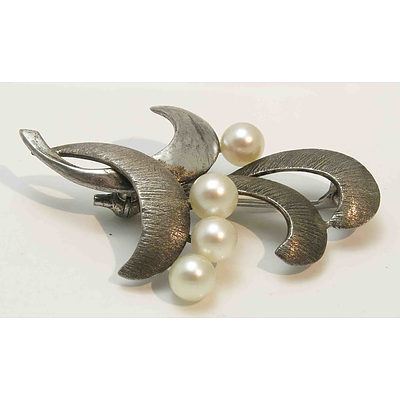 Mikimoto Vintage Silver Pearl Brooch