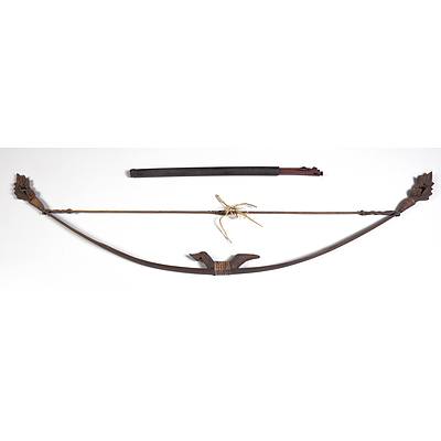 Antique South East Asian Tribal Bow with a Bamboo Quiver of Five Arrows