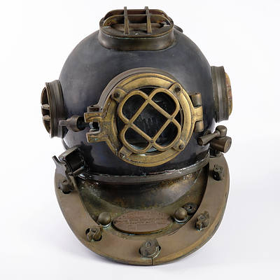 Antique Style Brass and Copper US Navy Diving Helmet Made by Morse Diving Equipment, Reproduction