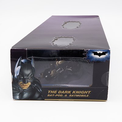 The Dark Knight BatPod and BatMobile 2009 Comic-con Commemoration Set