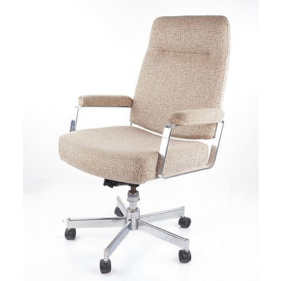 Retro Metal Framed Fabric Upholstered  Swivel Office Chair