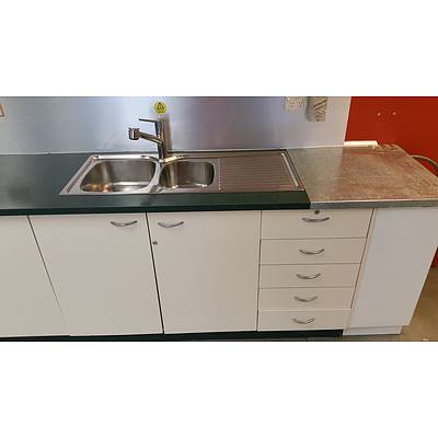 Laminate Kitchen Bench With Sink, Splash Back, Cupboards and Drawers