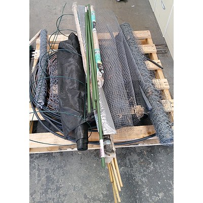 Pallet Lot of Garden Sundries including Stakes, Weedmat, Wire Netting and other Sundries